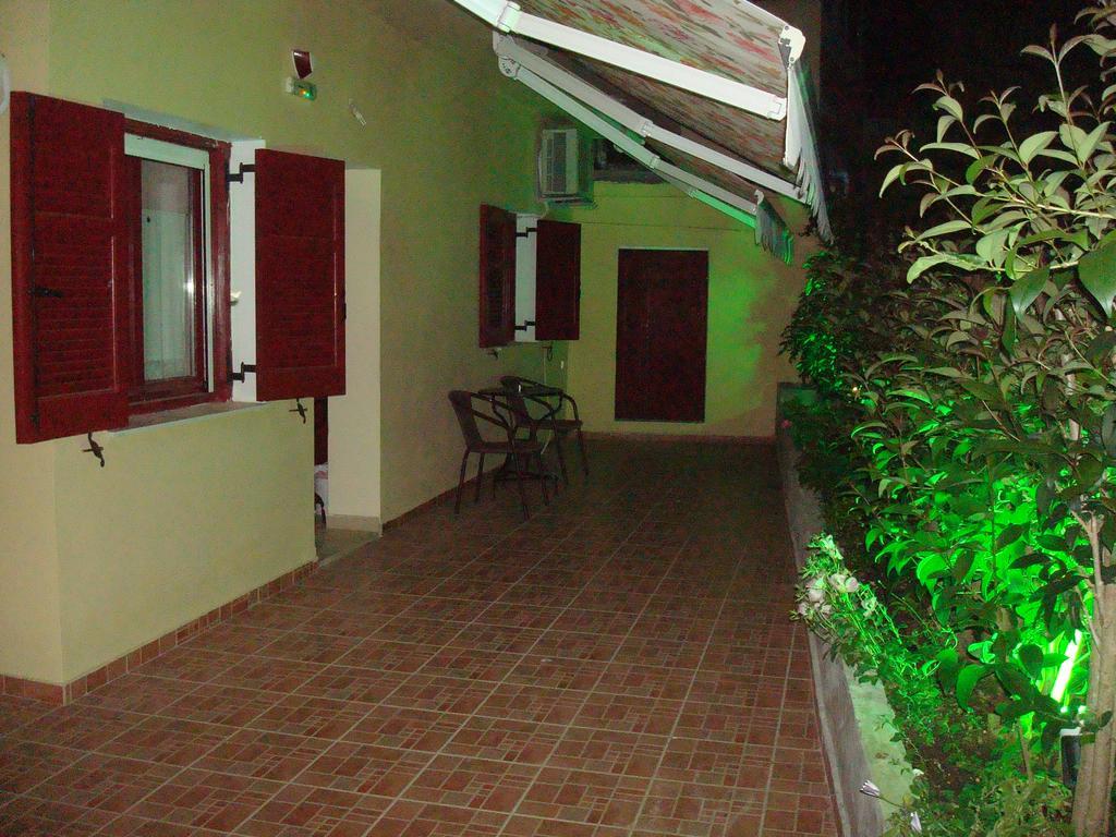 Apartmán To Agridi Tsoukaládhes Exteriér fotografie